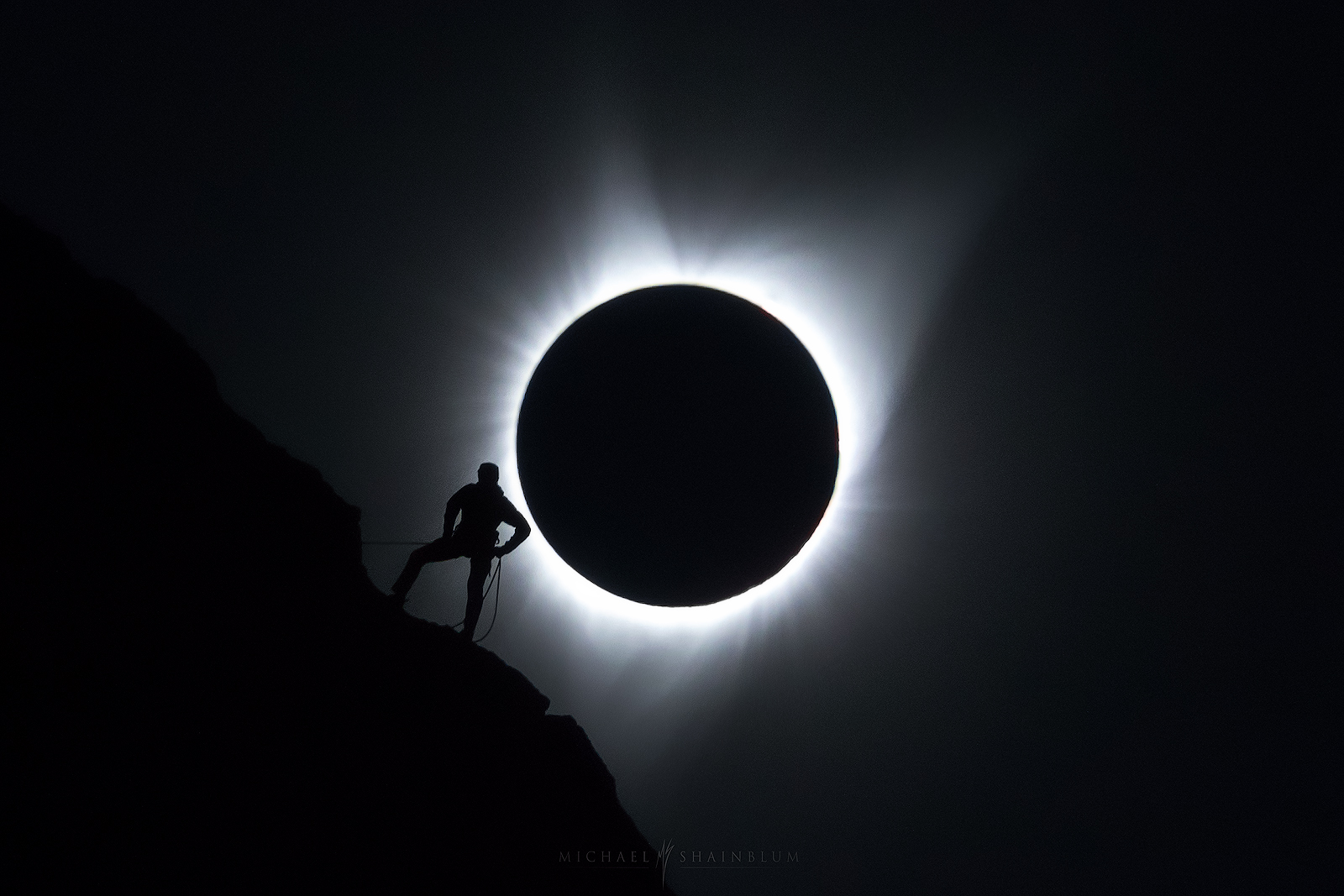 eclipse_moodcontrast